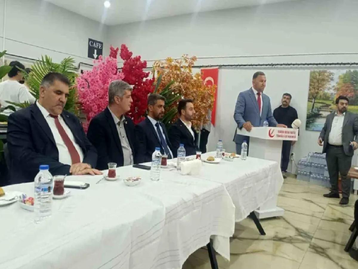Yeniden Refah Partisi Türkoğlu İlçe Başkanlığı İdaresi İstifa Etti