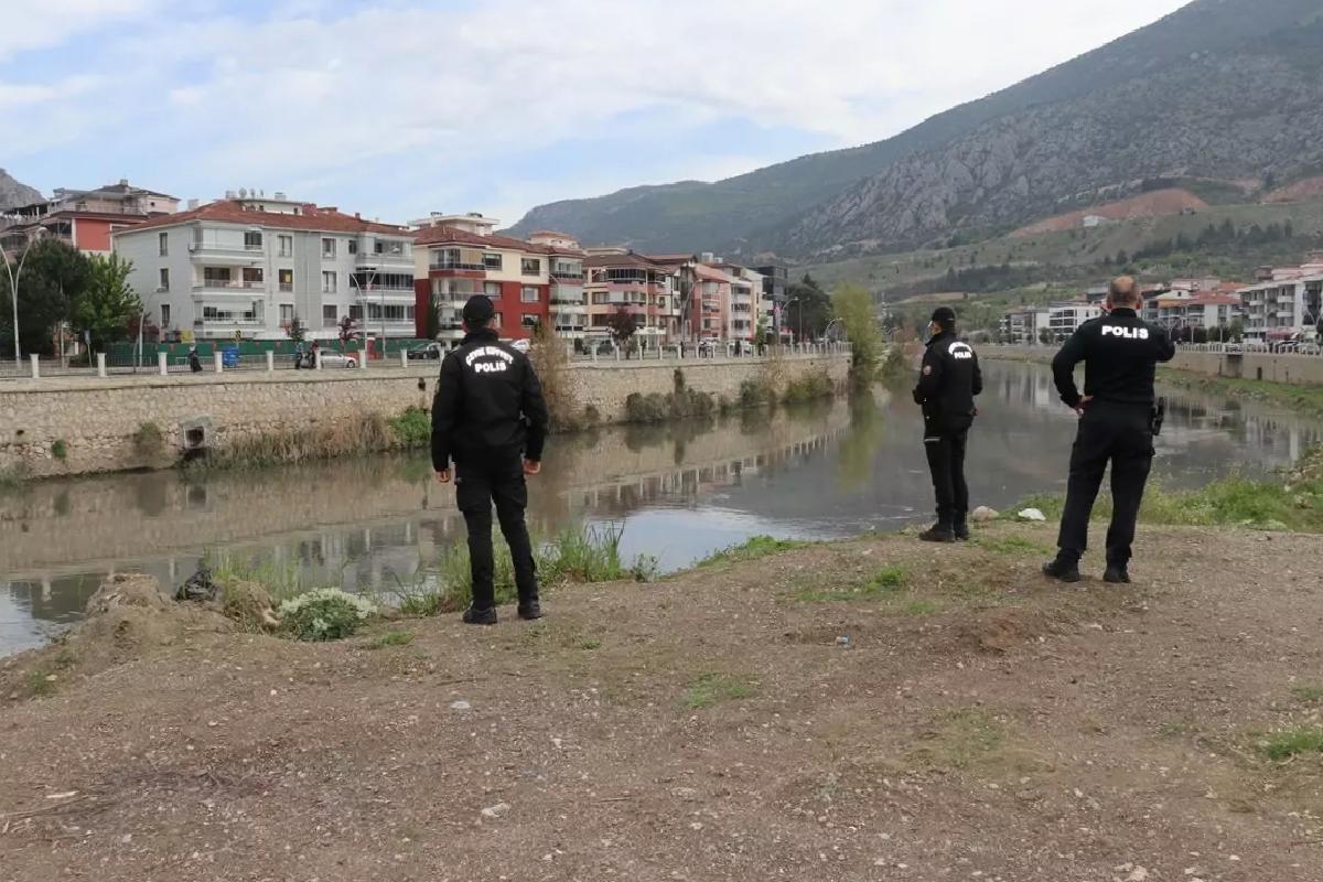 Yeşilırmak’ta Balık Vefatları Yaşandı