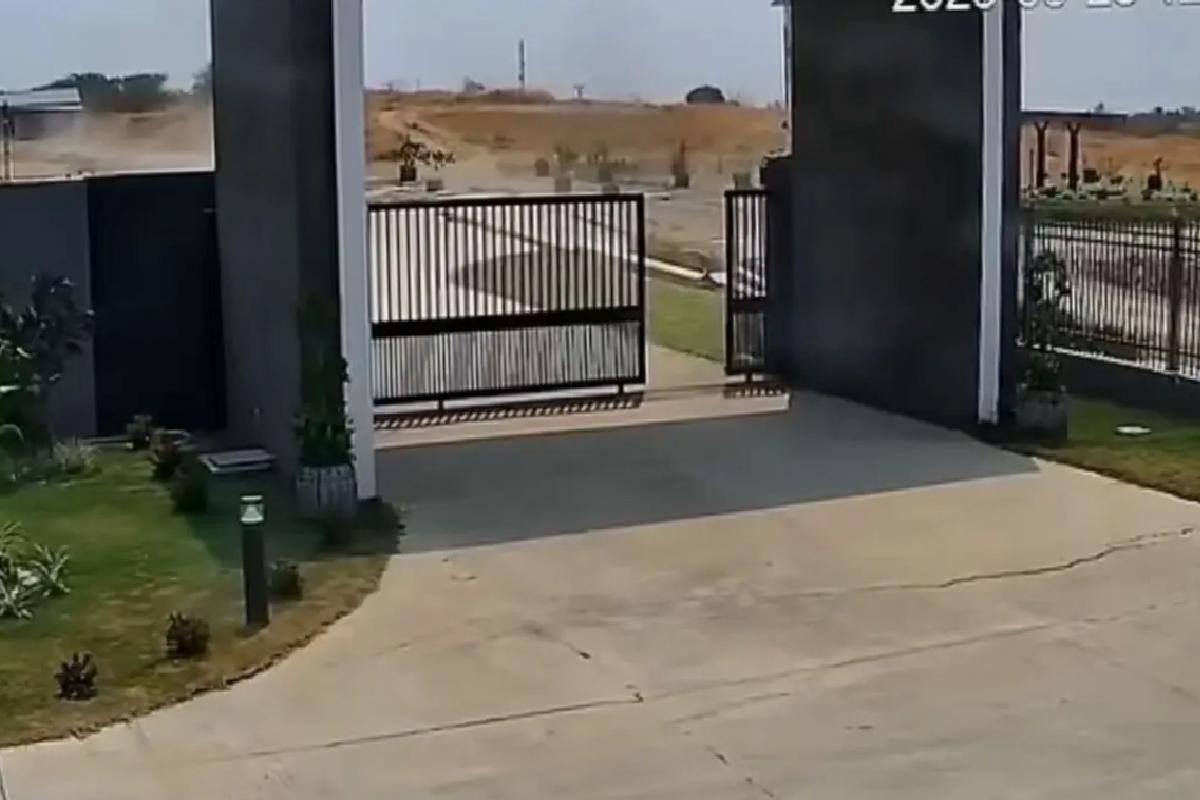 Zelzelede yeryüzünün yarılma anı birinci sefer görüntülendi